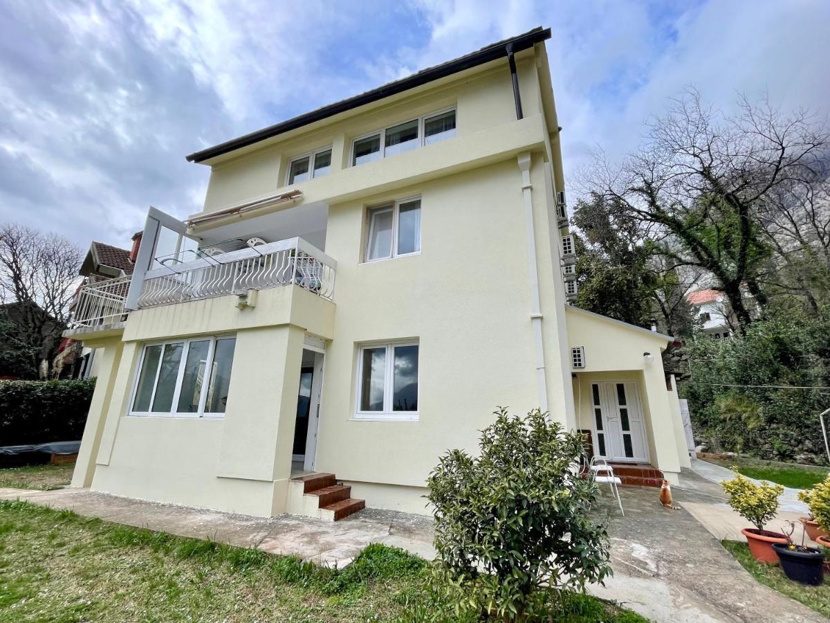 Apartments Lav Котор Екстериор снимка