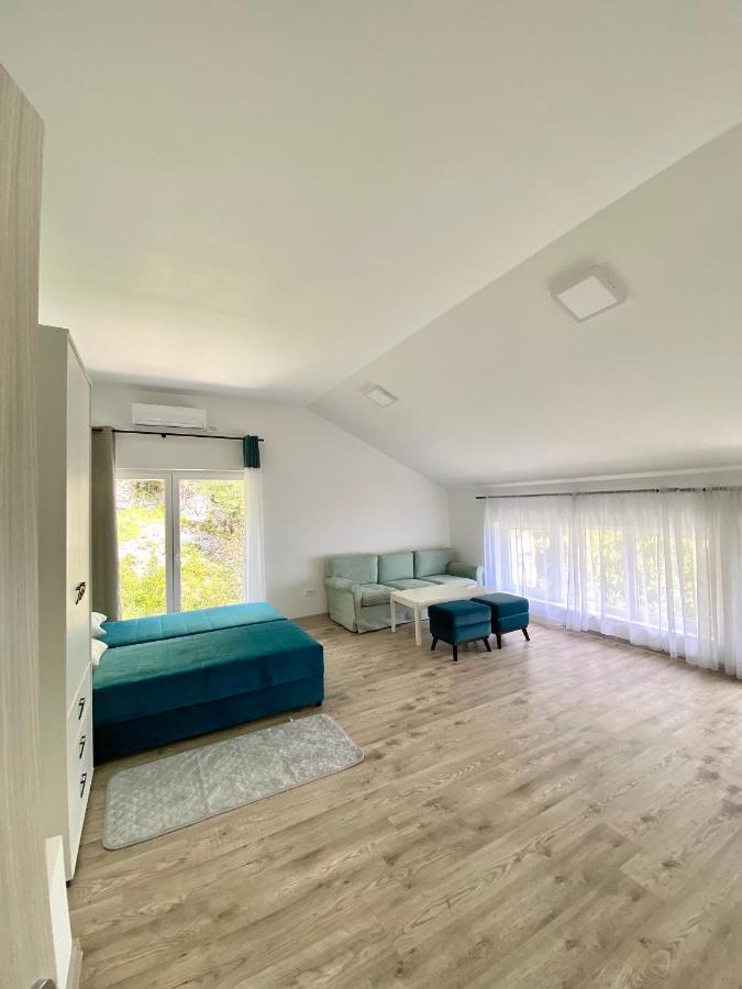Apartments Lav Котор Екстериор снимка