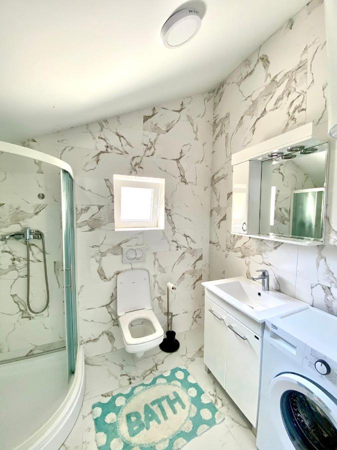 Apartments Lav Котор Екстериор снимка