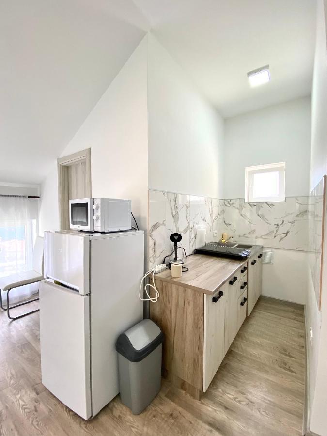 Apartments Lav Котор Екстериор снимка